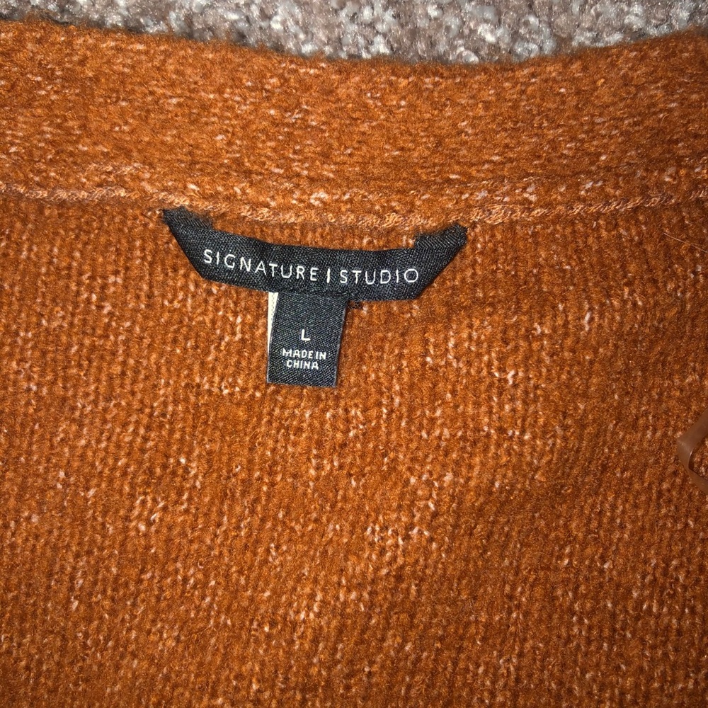 Cardigan - Picture 2 of 2